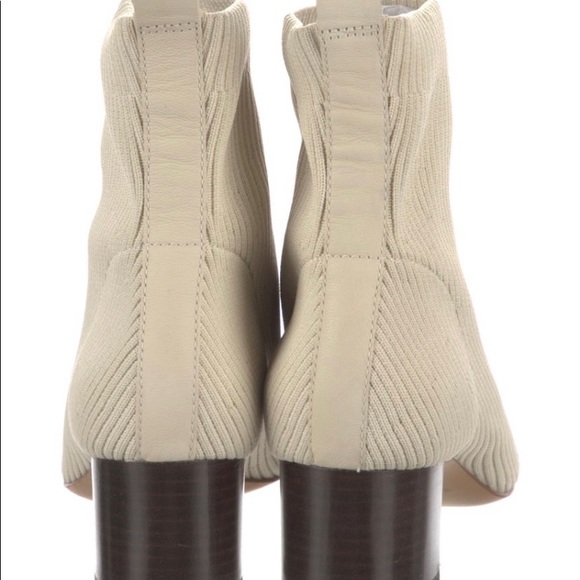 Everlane “The Glove” Boot - Picture 4 of 5